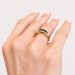 Bague Jonc en or jaune, saphirs et diamants