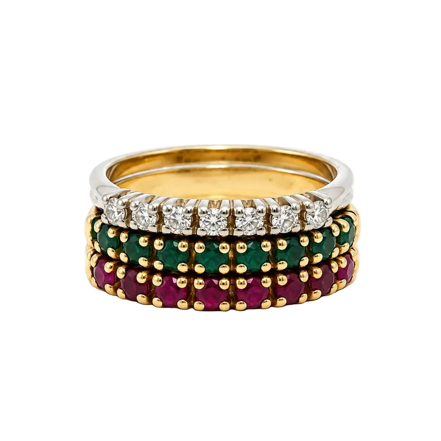 Bagues en or jaune, émeraudes, rubis et diamants