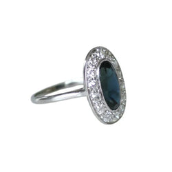 Bague Entourage en platine, saphir et diamants