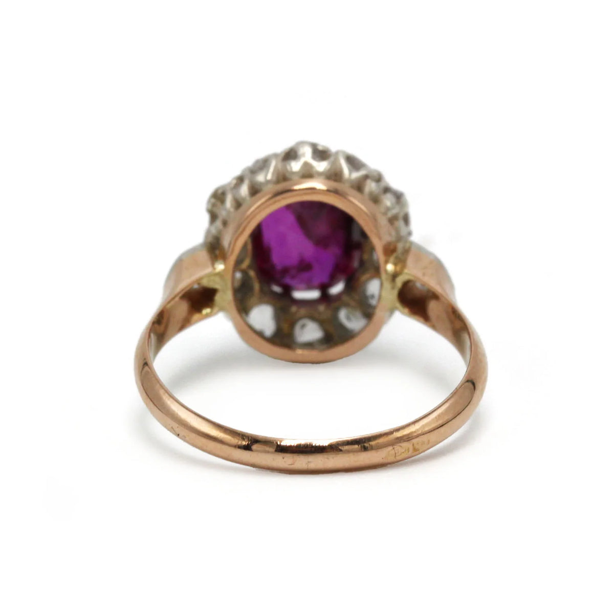 Bague Marguerite en or jaune, platine, rubis et diamants