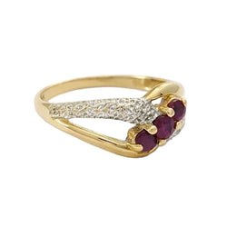 Bague en or blanc, or jaune, rubis et diamants