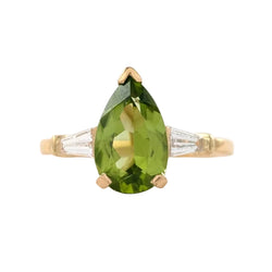Bague Trilogie en or jaune, péridot et diamants