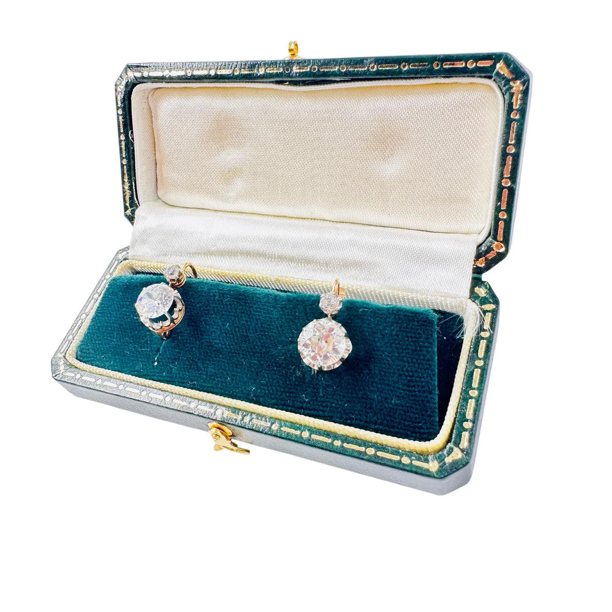 Boucles d'oreilles Dormeuses en or jaune et diamants