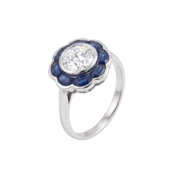 Bague Entourage en platine, saphirs et diamants