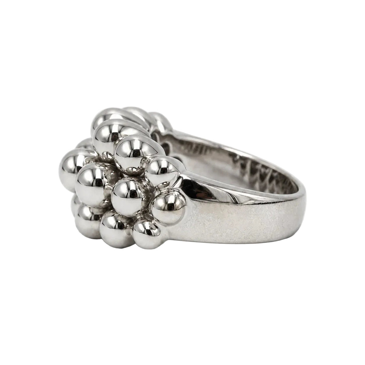 Bague BOUCHERON Grains de raisin en or blanc