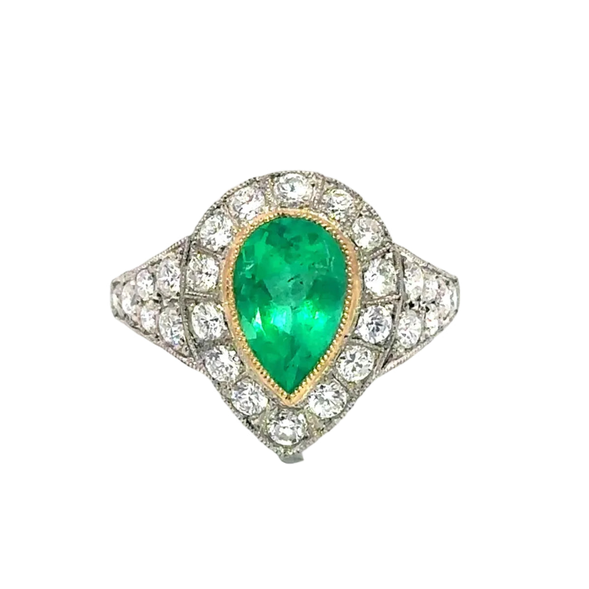 Bague Cocktail en or jaune, platine, émeraude et diamants