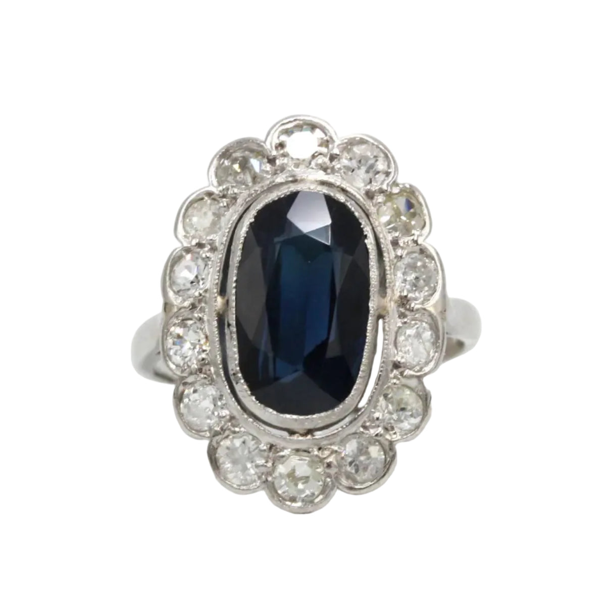 Bague Pompadour en platine, saphir et diamants