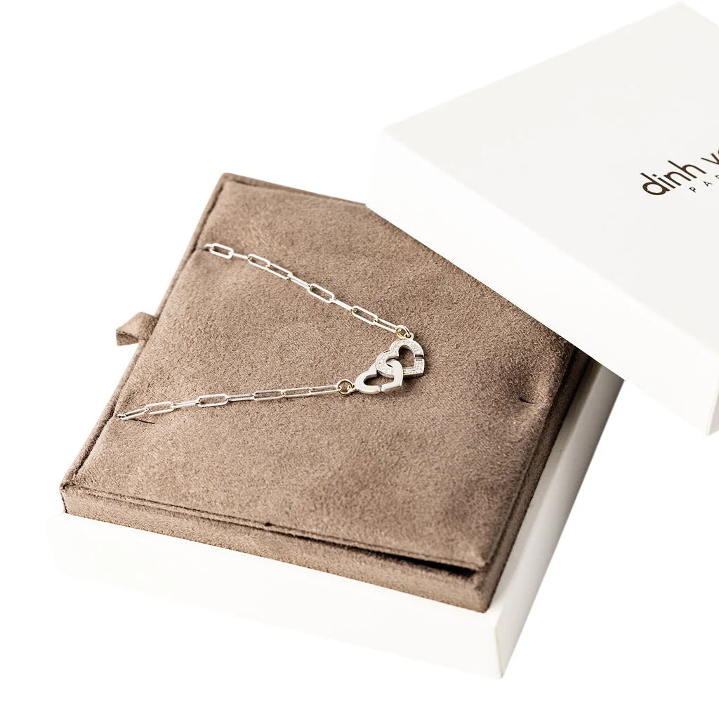Collier Pendentif DINH VAN "Menottes Double Coeurs R9" en or blanc et diamants