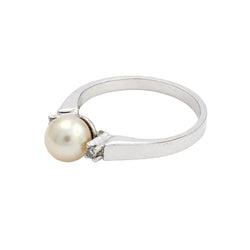 Bague Trilogie en or blanc, perle et diamants