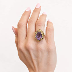 Bague Cocktail en or jaune et améthyste