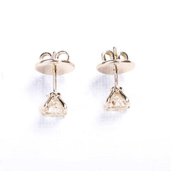 Boucles d'oreilles puces en or blanc et diamants