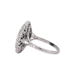 Bague Pompadour en platine, saphir et diamants