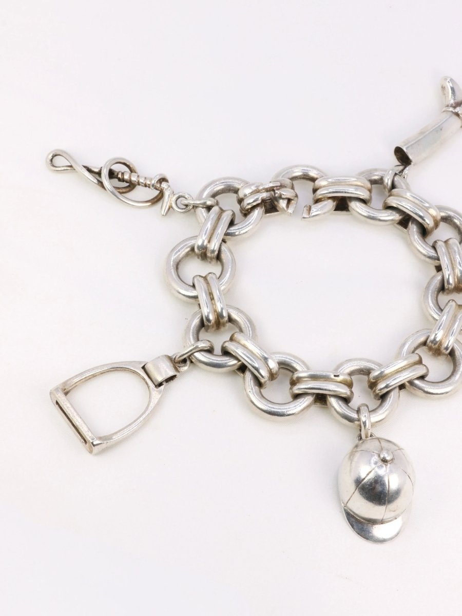 Gaétan de Percin (attribué à HERMES) Bracelet en argent et breloques thème hippique - Castafiore
