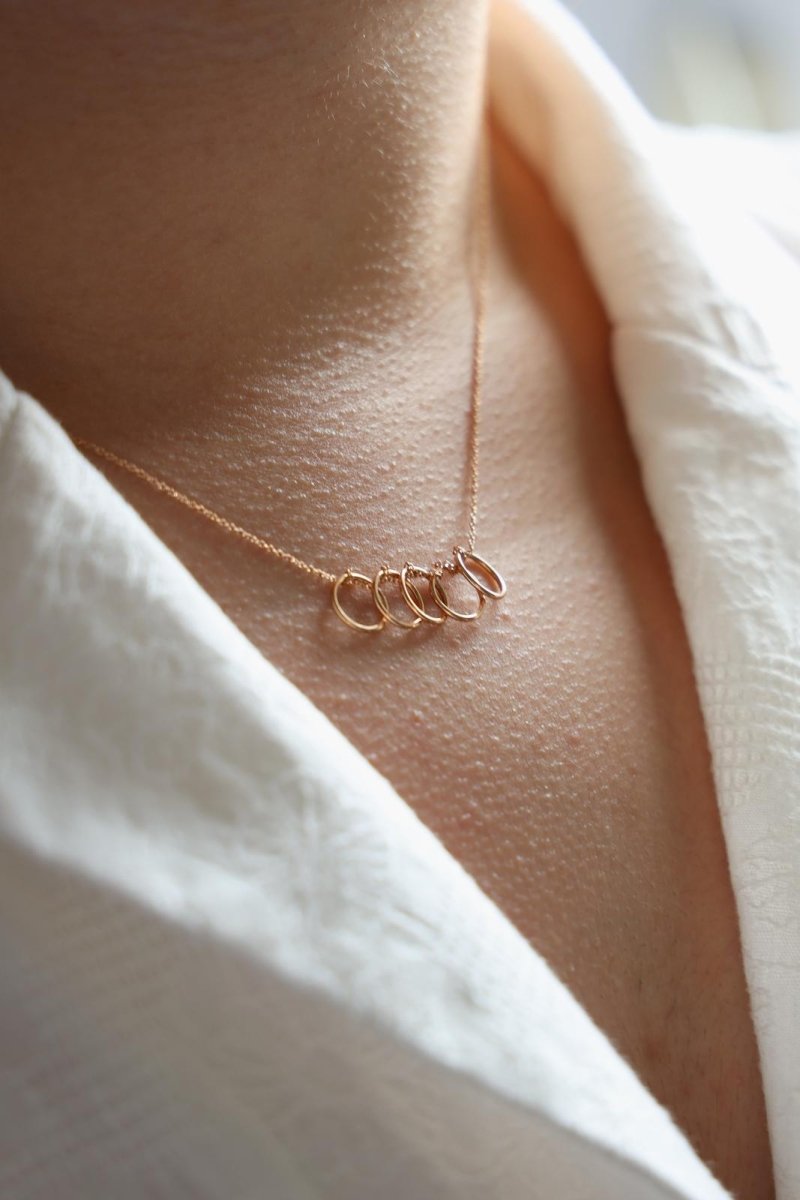 Ginette NY Collier Tiny Five Circles On Chain Or rose - Castafiore