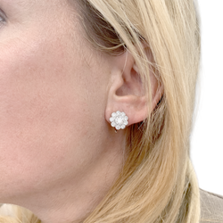 Boucles d'oreilles en or blanc, platine et diamants.