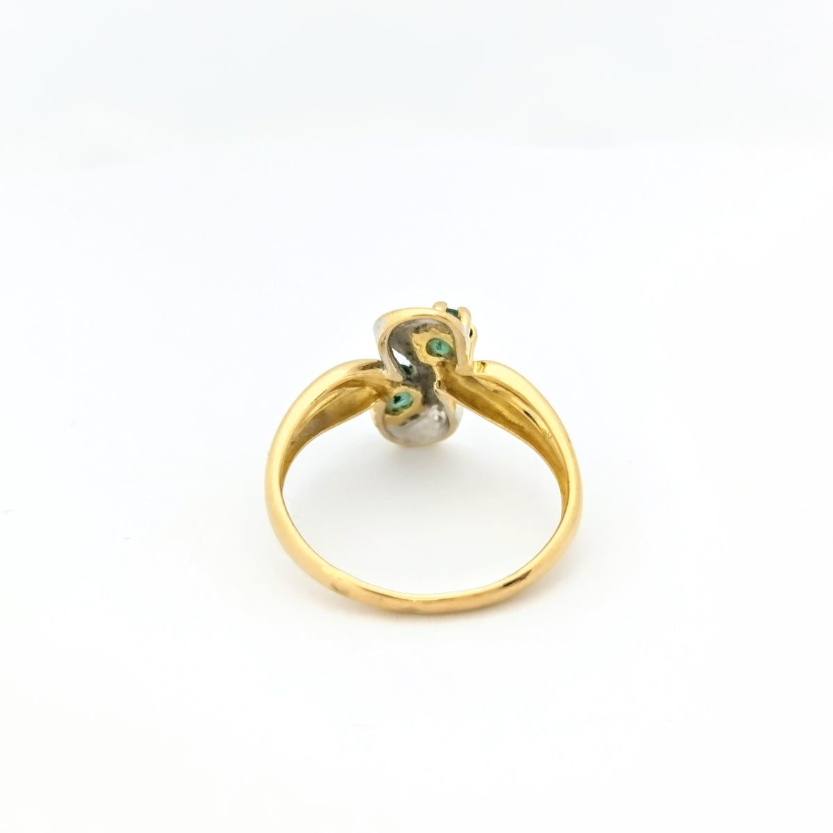 Bague or jaune diamants et émeraudes