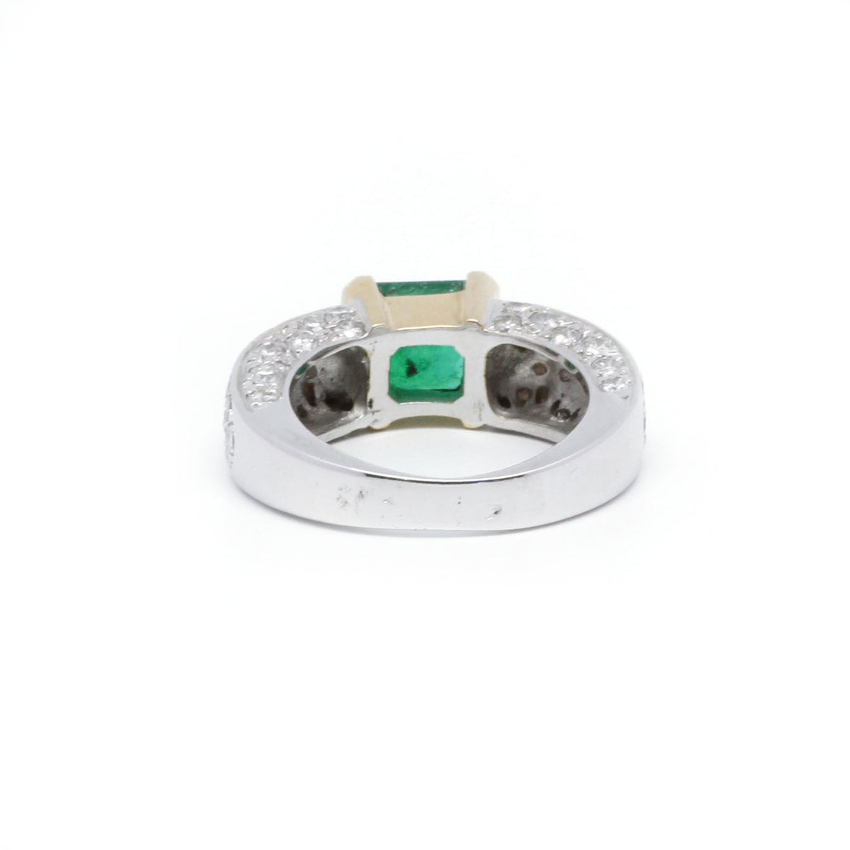 Bague - Or, Emeraude Et Diamants