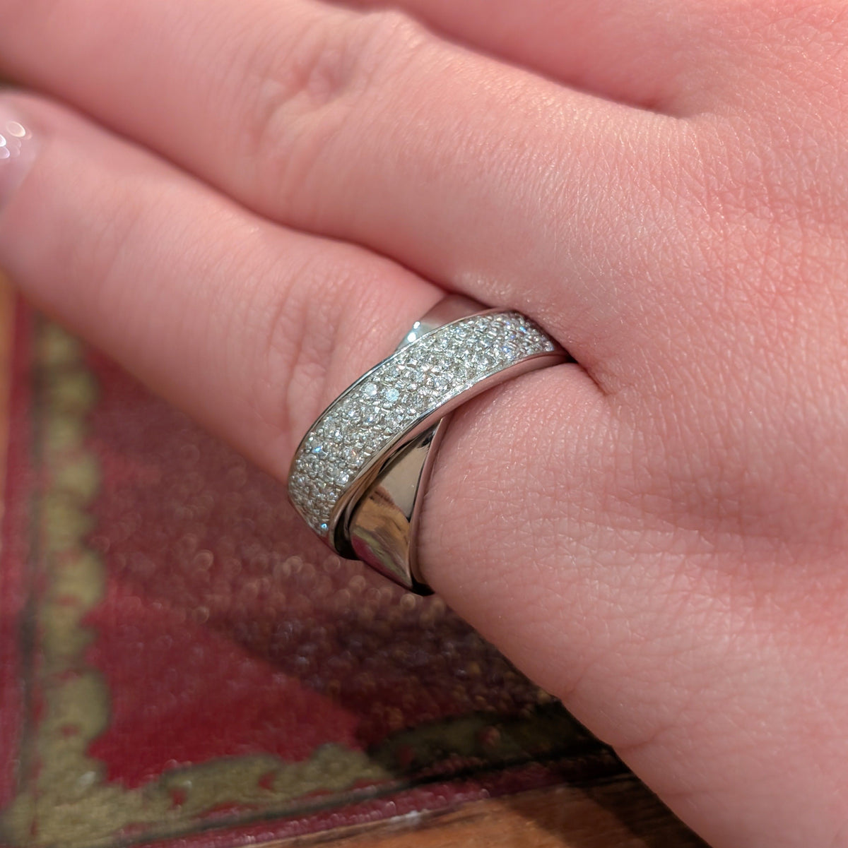 Bague or blanc et diamants