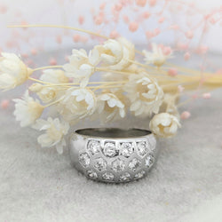 Bague en or blanc et diamants