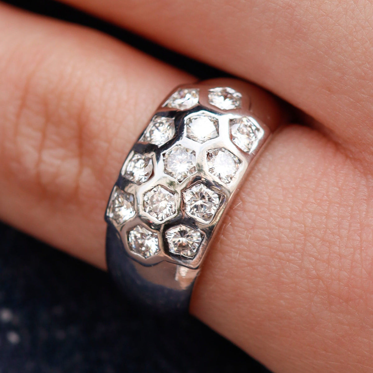 Bague en or blanc et diamants