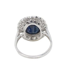Bague Art Déco en platine, saphir et diamants