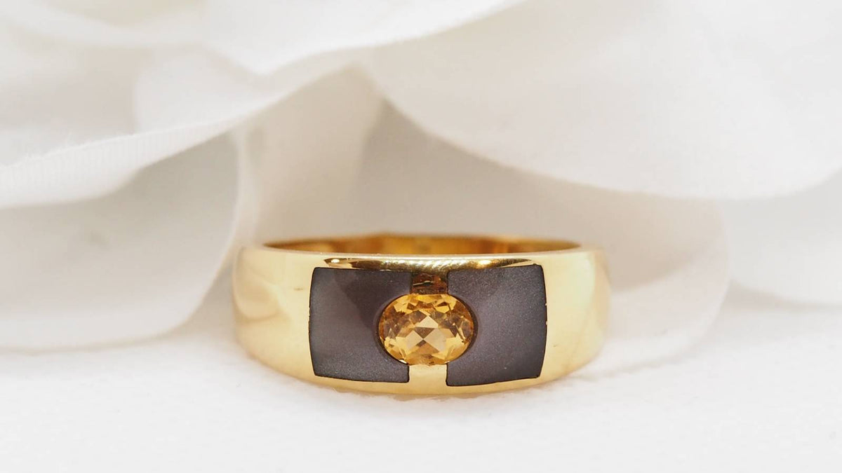 Bague Clozeau en or jaune , citrine et résine