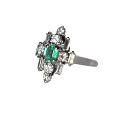Bague Fleur Moderniste émeraude