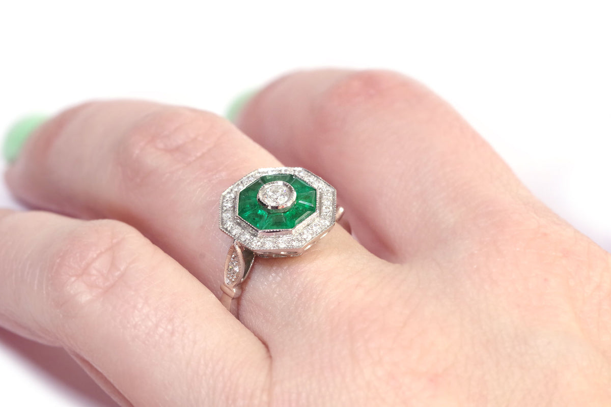 Bague émeraudes diamants en or