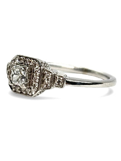 Solitaire Mauboussin Un Automne 1930 or blanc et diamants 0,40 ct