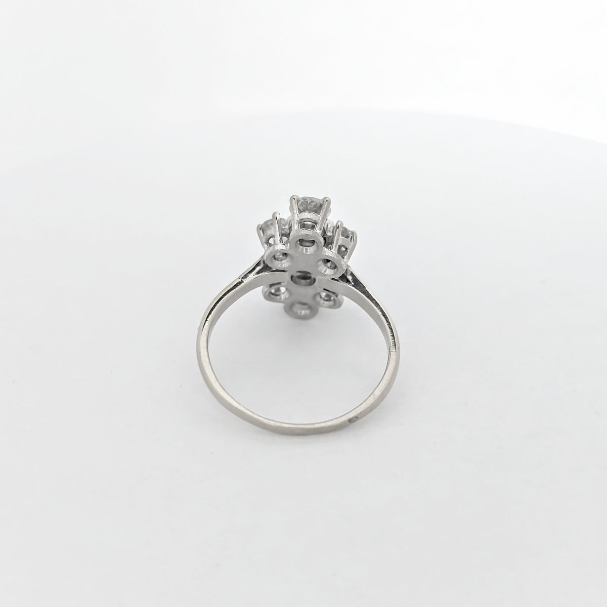 Bague or blanc et diamants