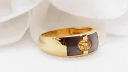 Bague Clozeau en or jaune , citrine et résine