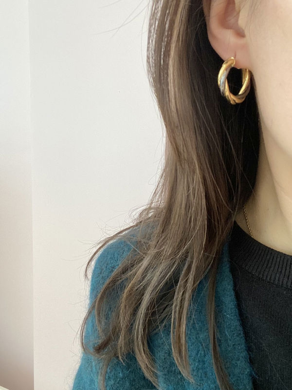 Boucles d'oreilles vintage créoles torsadées en or 18k