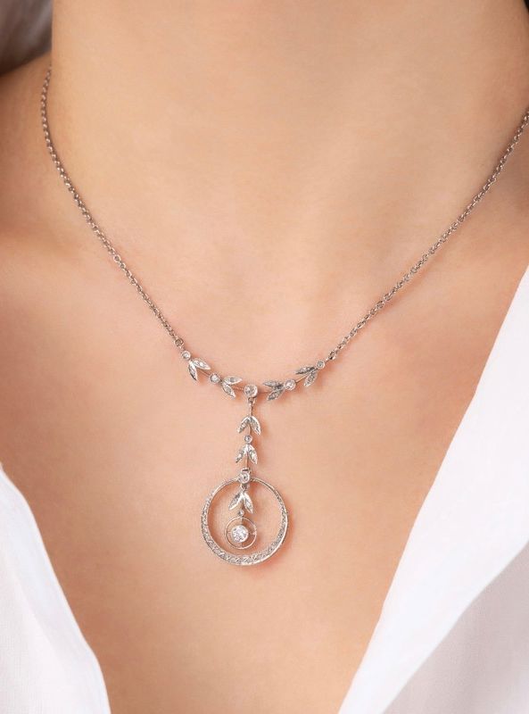 Collier Belle Epoque en or gris 18k et diamants