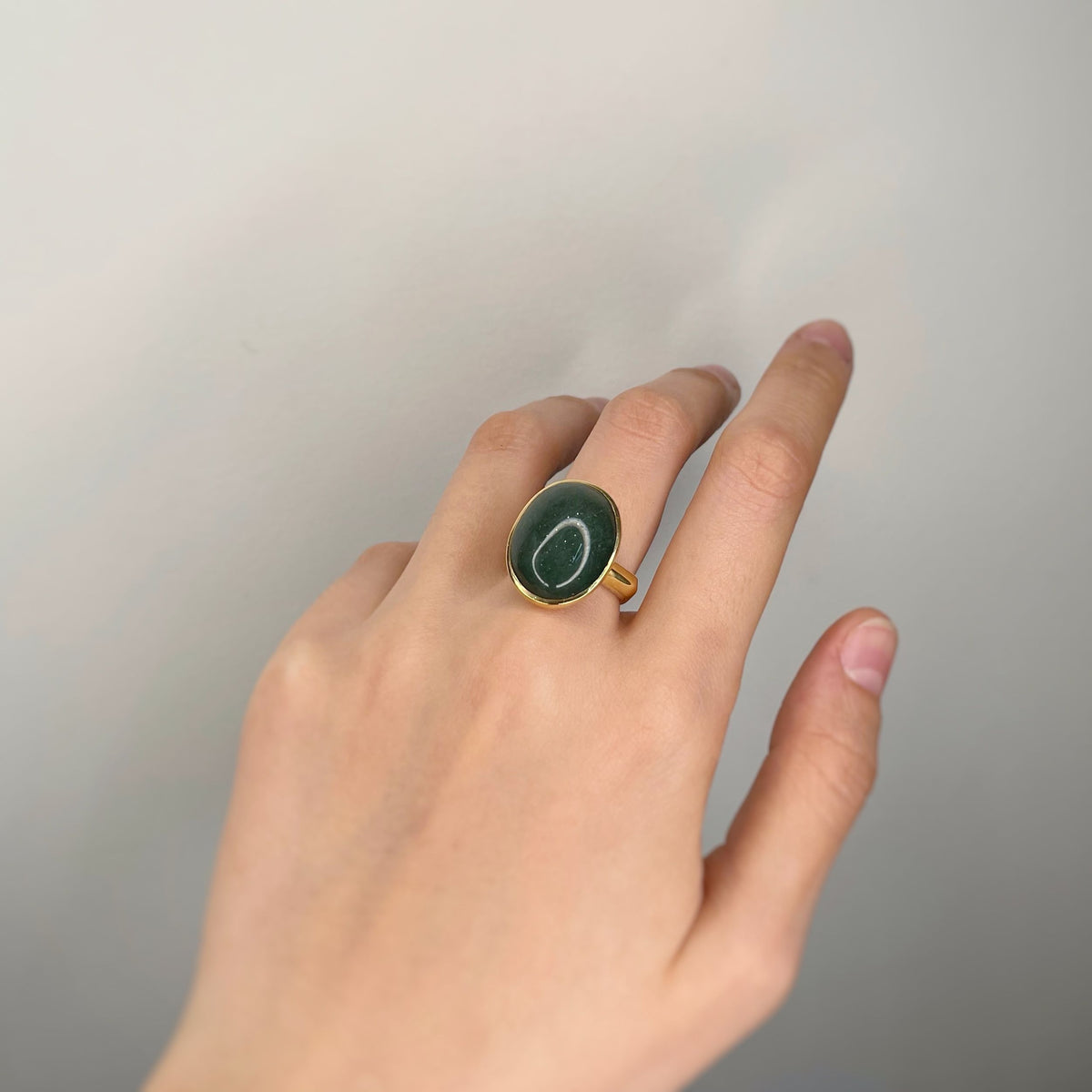 Bague Solitaire en or jaune et aventurine