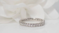 Alliance en or blanc et diamants (0,90carat)