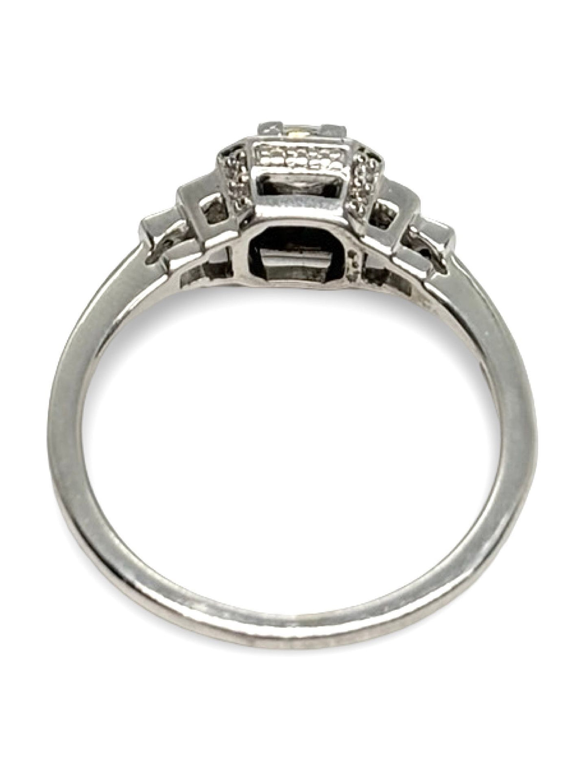 Solitaire Mauboussin Un Automne 1930 or blanc et diamants 0,40 ct