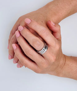 Bague Bandeau BULGARI "B.zero1" en or blanc