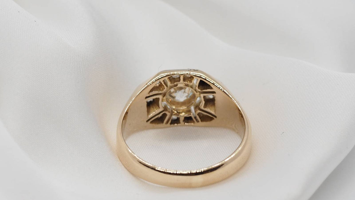 Bague en or bicolore et diamants