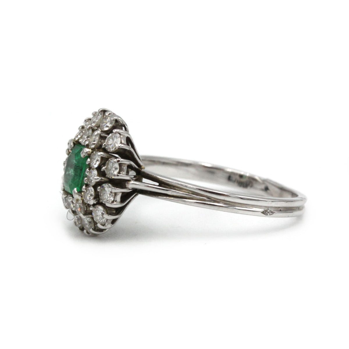 Bague - Or, diamants et émeraude