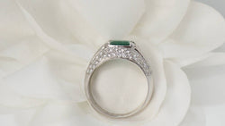 Bague jonc en or blanc émeraude et diamants
