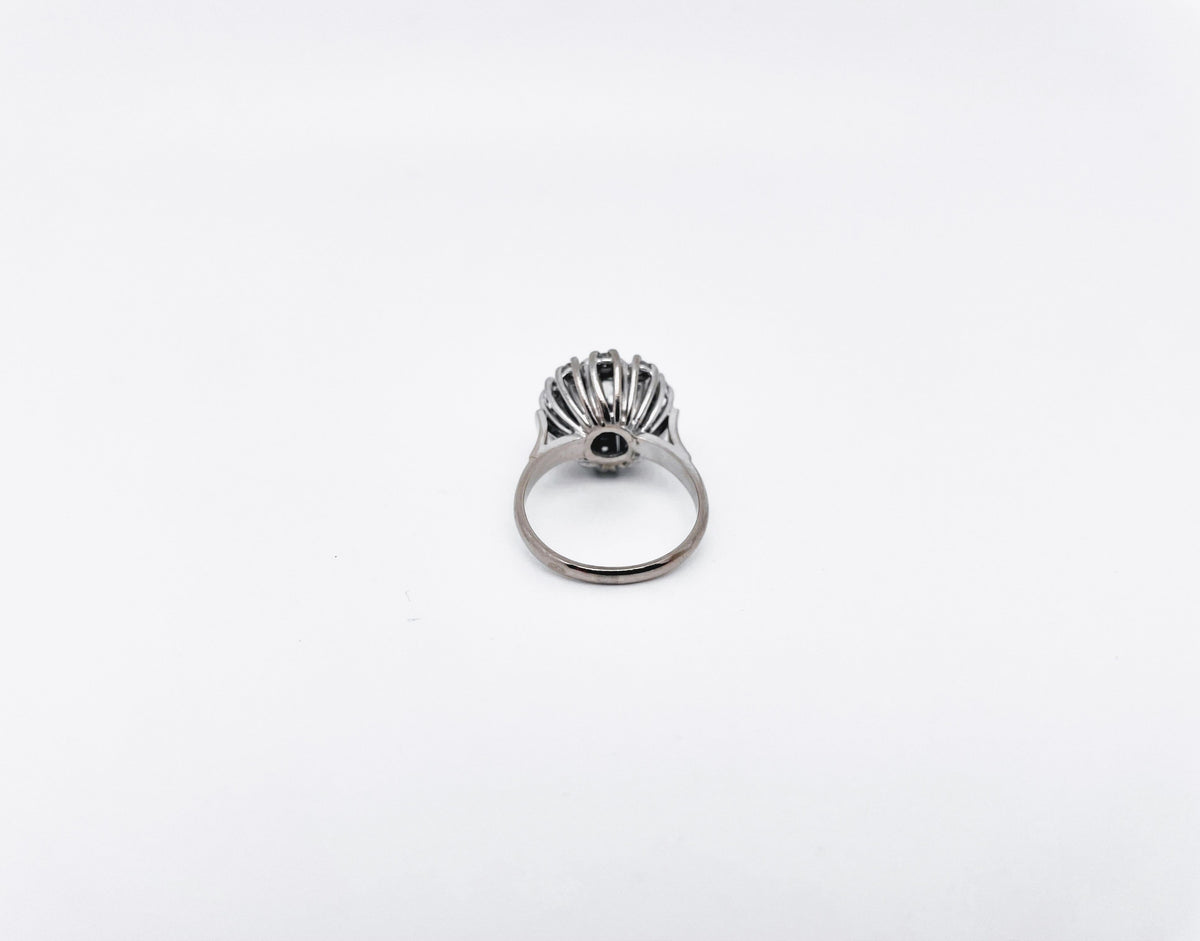 Bague Marguerite double halo diamants en or blanc