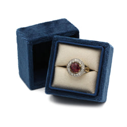 Bague - Or jaune, grenat et diamants