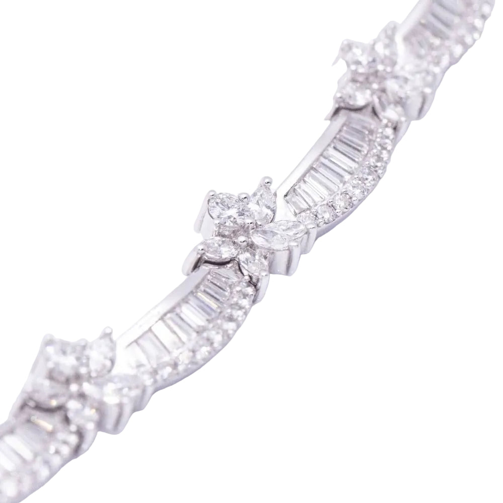 Collier THAYPER en or blanc avec diamants