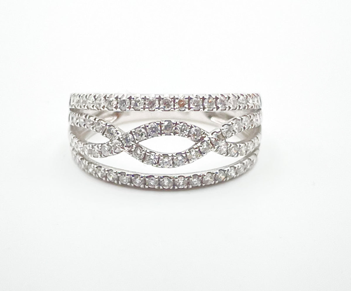 Bague en diamants brillants torsadés