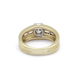 Solitaire accompagné - Diamant de 0,72 Carat