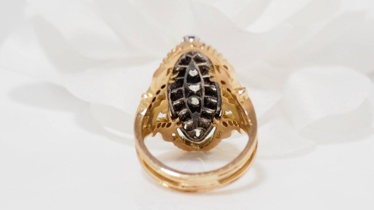 Bague marquise en or jaune et diamants