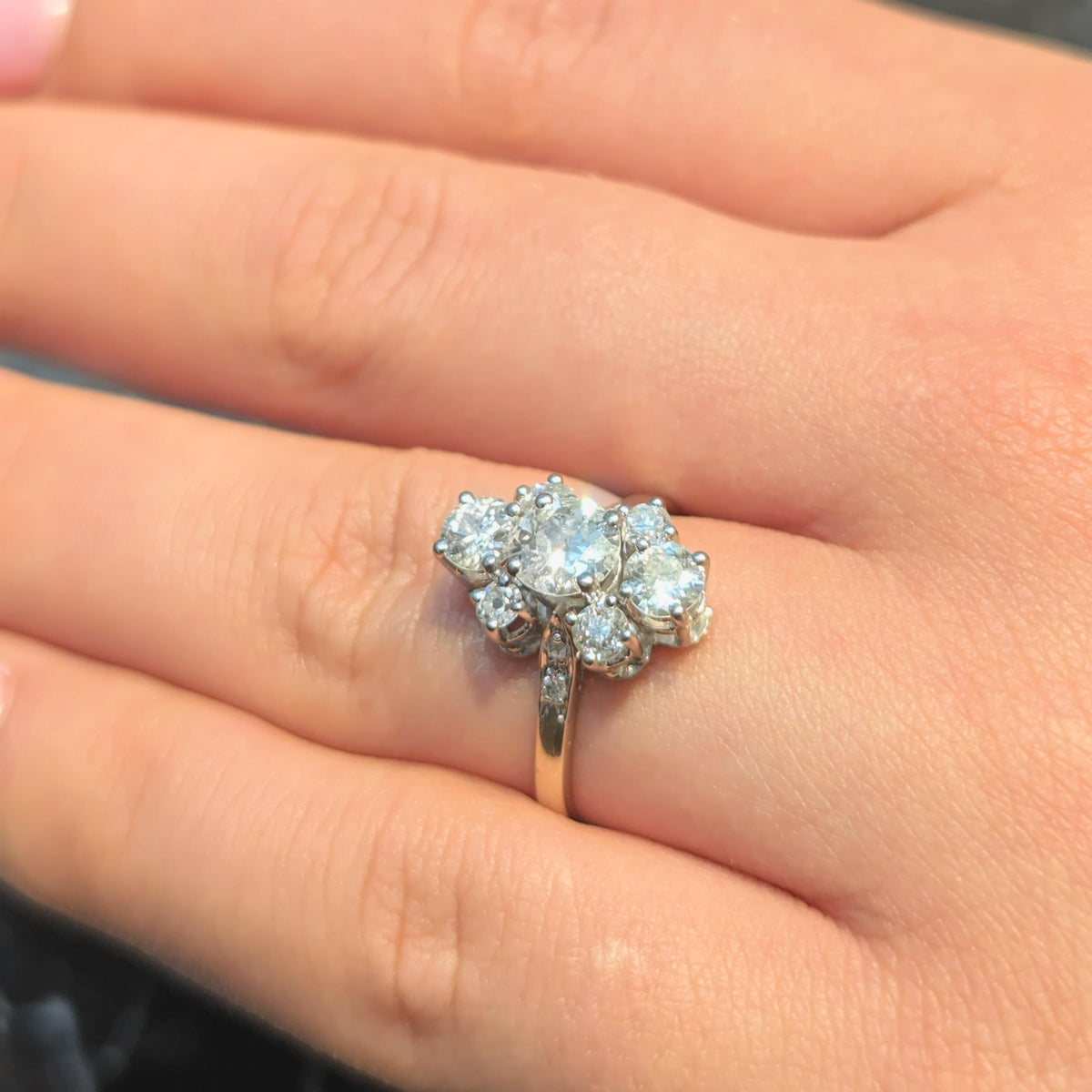 Bague or blanc et diamants