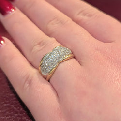 Bague en or jaune et pavage diamants