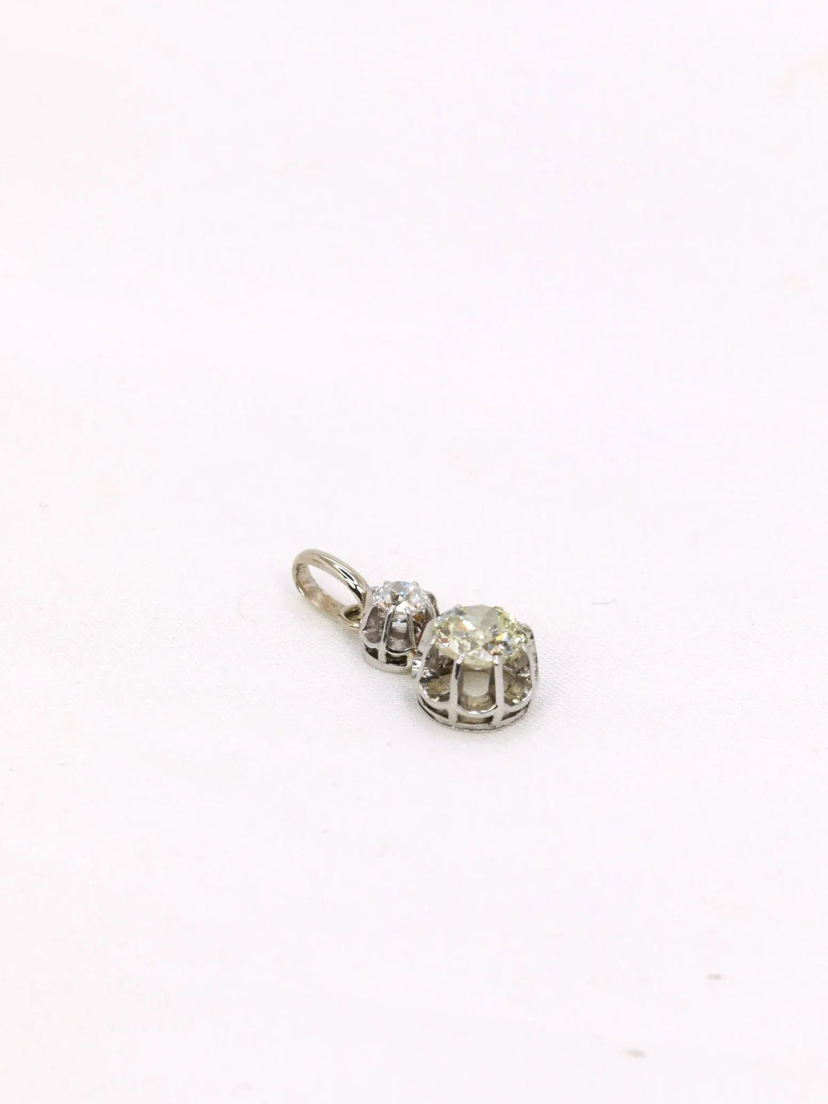 Pendentif ancien diamants taille ancienne 0,80 ct