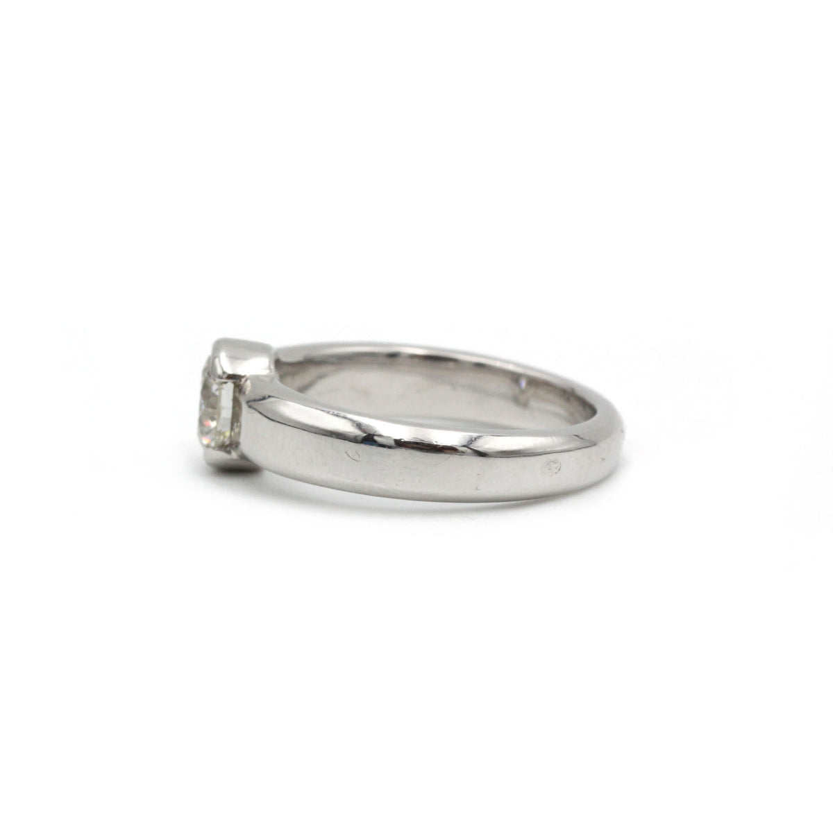 Bague - Or blanc et diamant